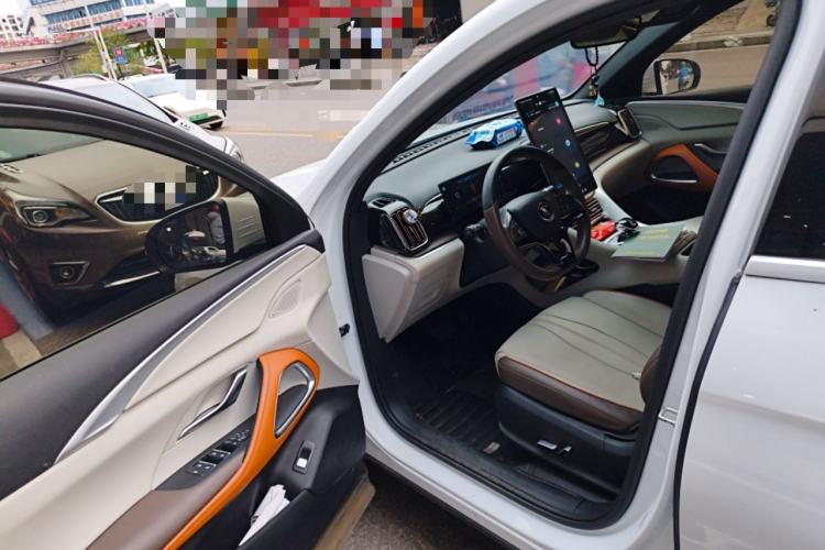 Used BYD Song Pro New Energy 2022 DM-i 110km Flagship Pro Model Driver Seat