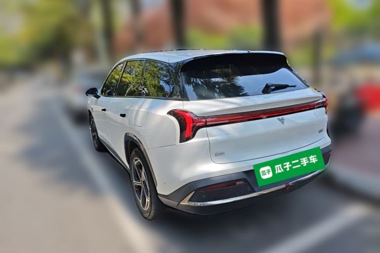 Used NETA L 2024 Extended-Range 310 Flash-Charge Red Edition
