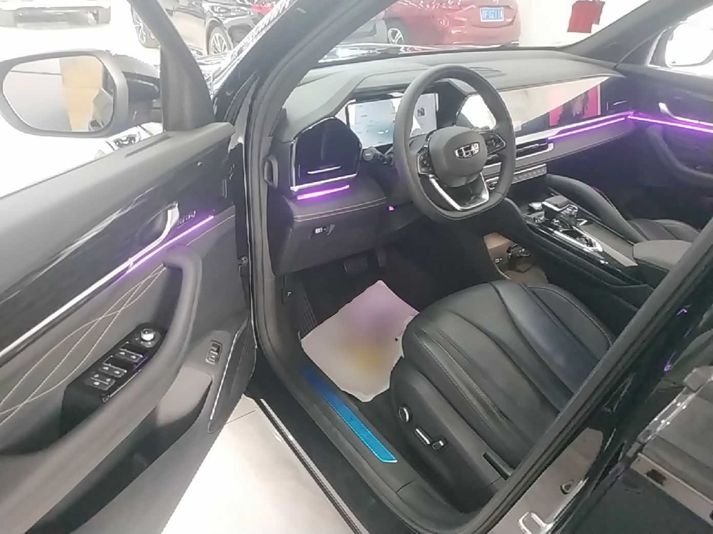 Geely Auto Monjaro L 2024 2.0TD DCT EVO Two-Wheel Drive Long-Range Version — снимка 18