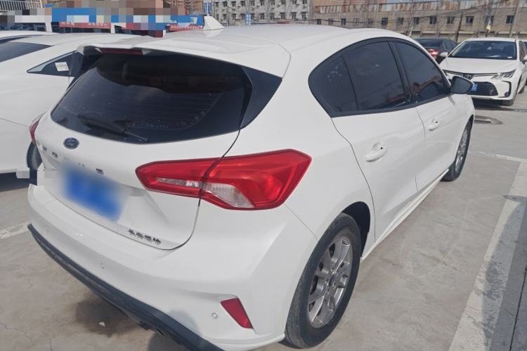 Used Ford Focus 2020 Hatchback 1.5L Automatic Sharp Edition
