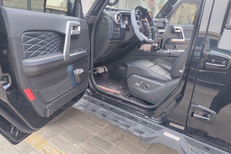 Used BAIC Off-Road BJ40 2020 2.0T Automatic Four-Wheel Drive Urban Hunter Edition Chivalrous Type
