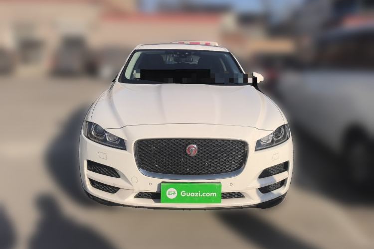 Used Jaguar F-PACE 2016 2.0T Two-Wheel Drive Urban Luxury Edition