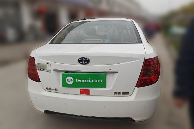 Used Bestune B50 2012 1.6L manual fashion version
