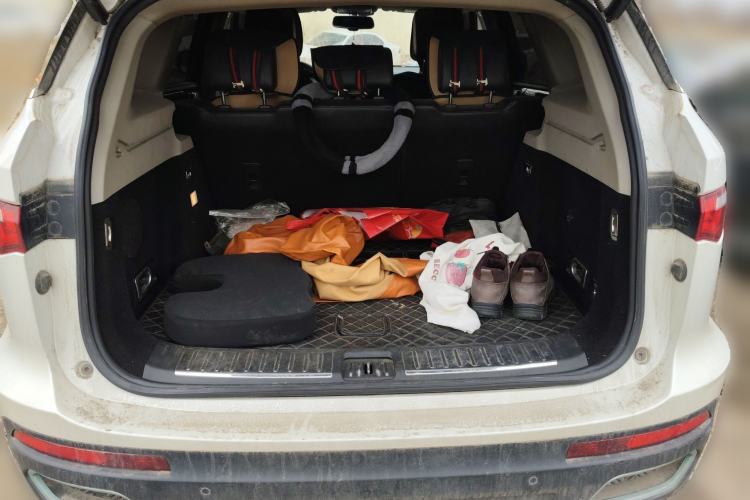 Used Zotye T700 2017 1.8T Dual-Clutch Flagship Model Trunk