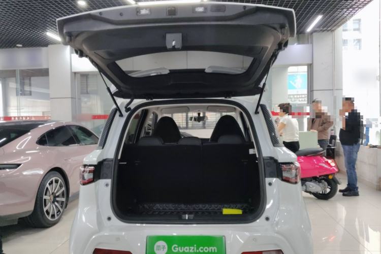 Used Chery QQ Domi 2025 Model 305km Comfort Edition Trunk