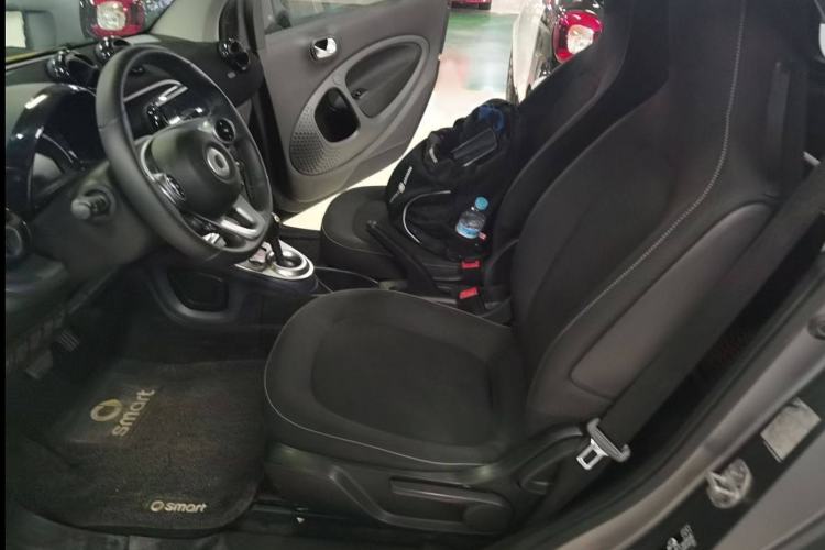 Used smart fortwo 2018 1.0L 52kW Hardtop Passion Edition China V Standard