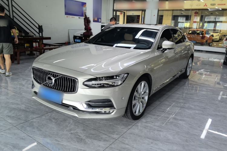 Used Volvo S90 2017 T5 Smart Luxury Edition Guazi used car, China used car export, Used car for sale, Used Volvo cars, Cheapest cars for sale