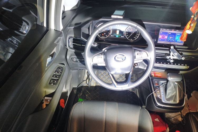 Used GAC Trumpchi M6 2021 270T DCT Luxury Edition (7 Seats)
