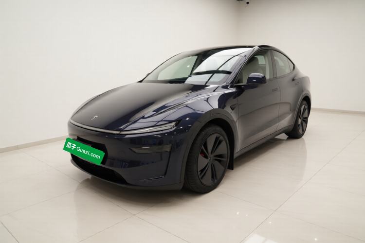 Used Tesla Model Y 2025 Rear-Wheel-Drive Version