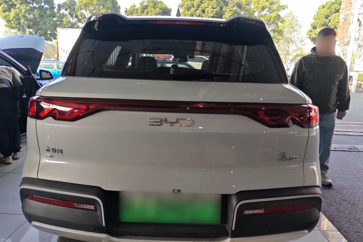 Used BYD Yuan UP 2024 401KM Leading Edition