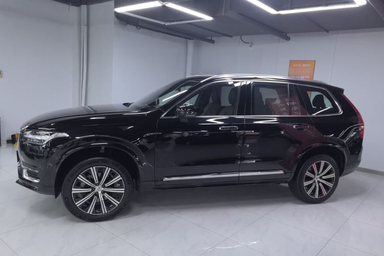 Used Volvo XC90 2023 B6 Zhiya Luxury 7-Seater

