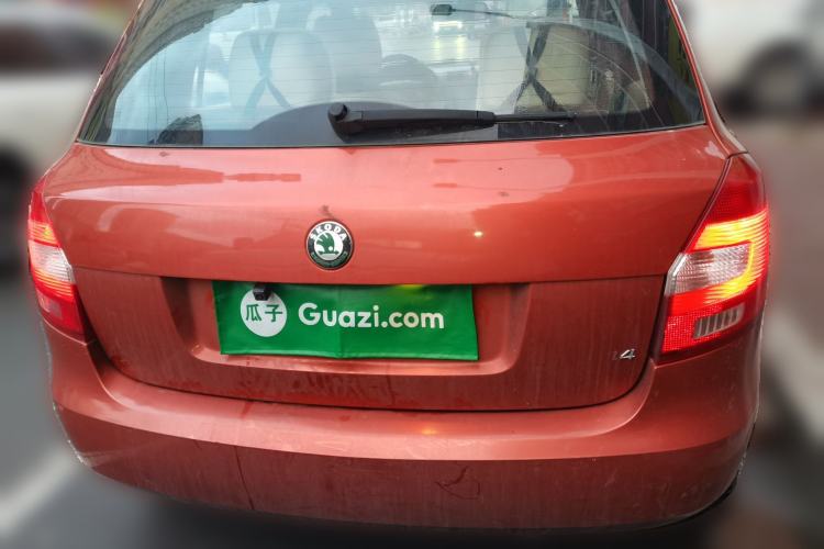 Used Skoda Fabia 2011 1.4L Automatic Crystal Edition