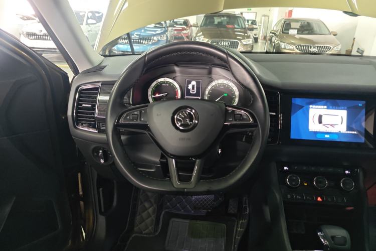 Used Skoda Kodiaq 2019 TSI330 5-Seat Two-Wheel Drive Luxury Enjoyment Edition China V Standard Steering Wheel