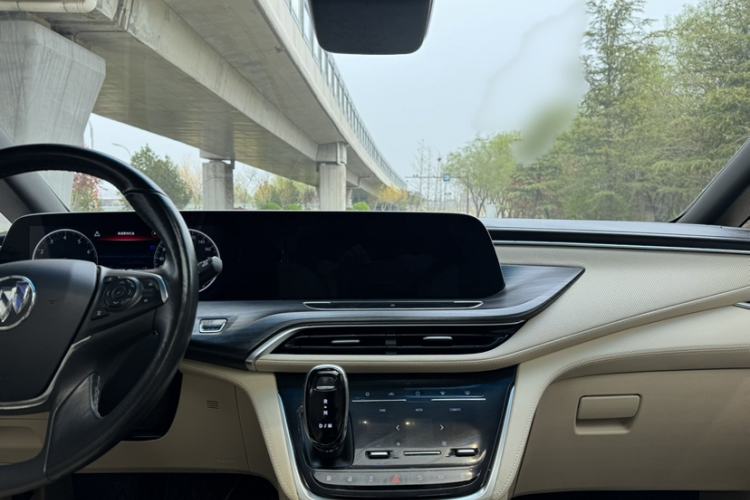 Used Buick GL8 2022 ES Landtrek 653T Flagship Model
