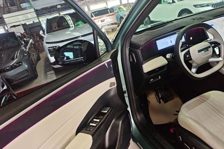 Used Geely Galaxy L7 2024 1.5T 115 km Asian Games Phantom Dragon Edition