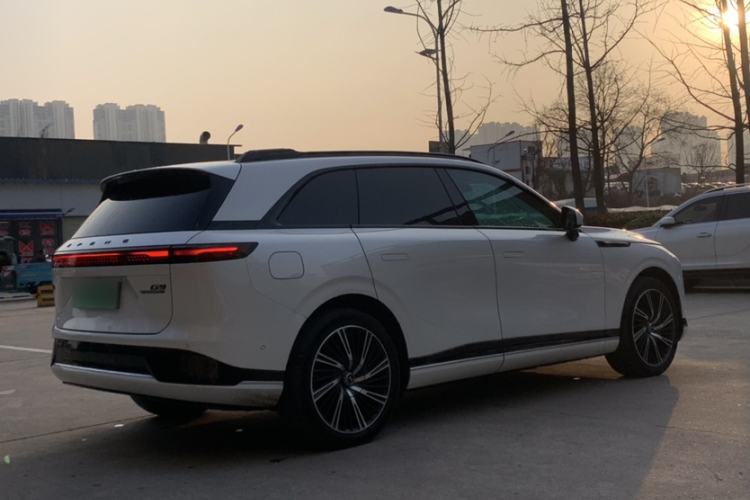 Used XPeng G9 2022 650 Performance Edition Max Exterior 9