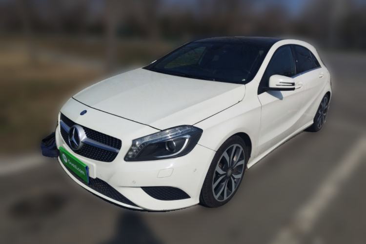 Used Mercedes-Benz A-Class 2015 A 200 Fashion Model