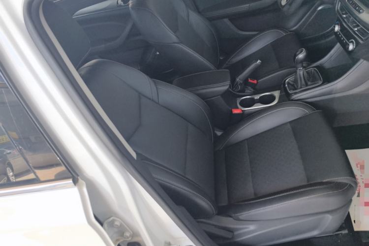 Used CHANGAN Eado 2019 1.6L GDI Manual Value Edition China VI Standard