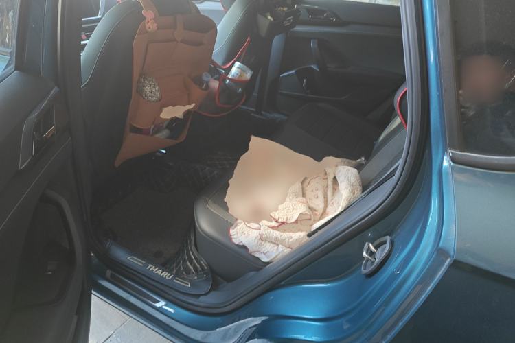 Used Volkswagen Tharu 2019 280TSI Two-Wheel Drive R-Line China V Standard Left Rear Seat