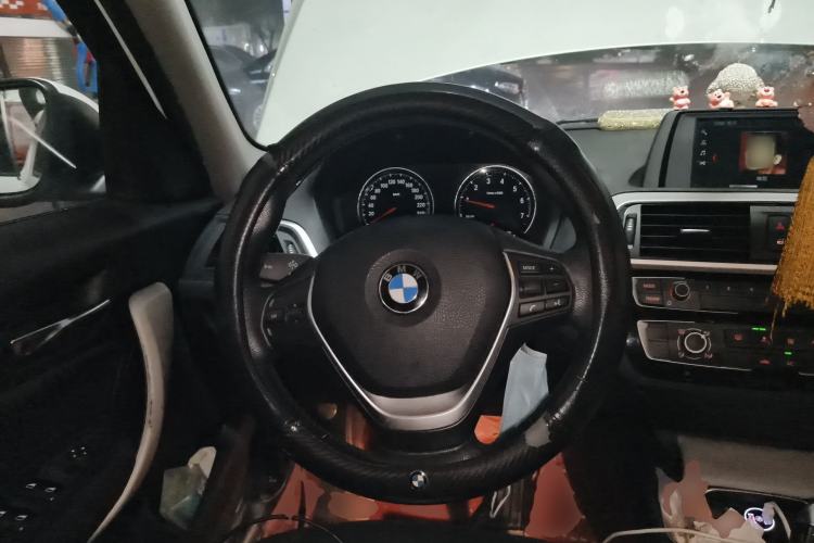 Used BMW 1 Series 2018 118i Leading Model Steering Wheel