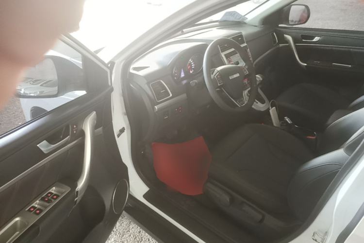 Used Haval M6 2019 1.5T DCT Two-Wheel Drive Elite Version China VI Standard