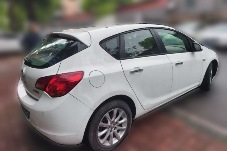 Used Buick GT 2014 XT 1.6L Manual Entry-Level Model Rear Right 45 Deg