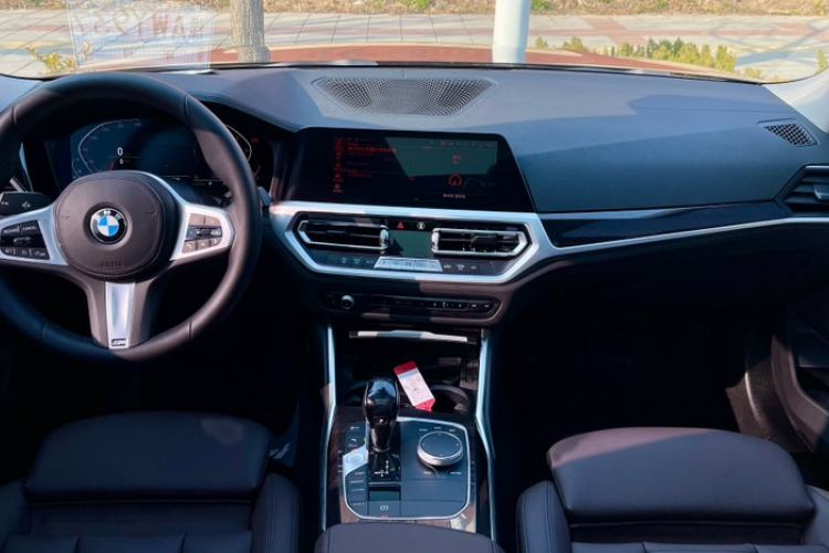 Used BMW 3 Series 2020 Restyled 325Li M Sport Package Interior 6