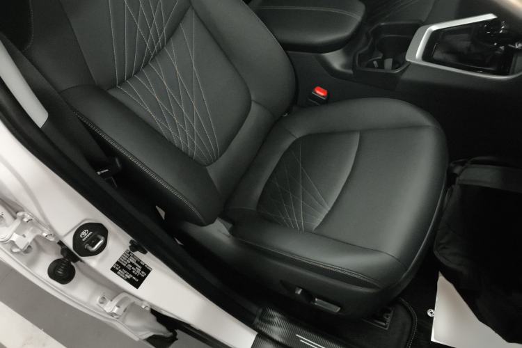 Used Toyota RAV4 2024 2.0L CVT Two-Wheel Drive Fashion Plus Edition