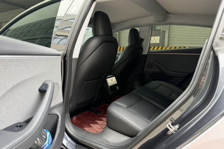 Used Tesla Model 3 2023 Rear-Wheel-Drive Version