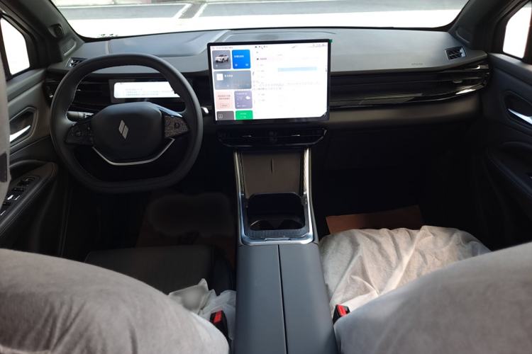 Used Livan Livan 7 2024 450 km Business Glory Edition