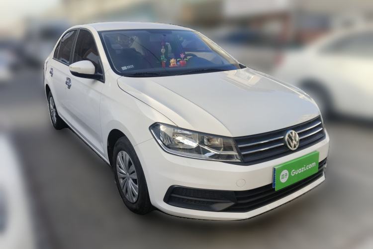 Used Volkswagen Santana 2019 1.5L Manual Fashion Edition China VI Standard Front Right 45 Deg