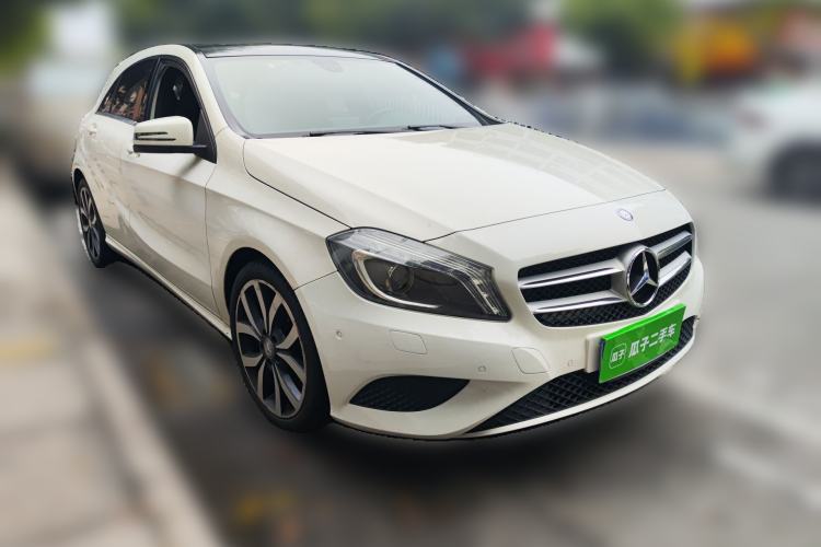 Used Mercedes-Benz A-Class 2015 A 200 Fashion Model