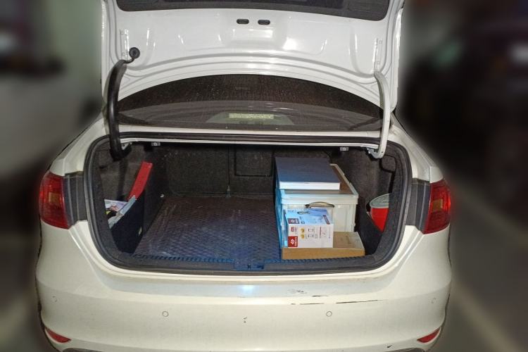 Used Volkswagen Sagitar 2014 Revised Version 1.6L Automatic Comfort Edition Trunk