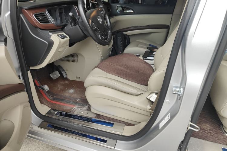 Used Buick GL8 2018 28T Luxury Model China VI Standard Left Front Seat