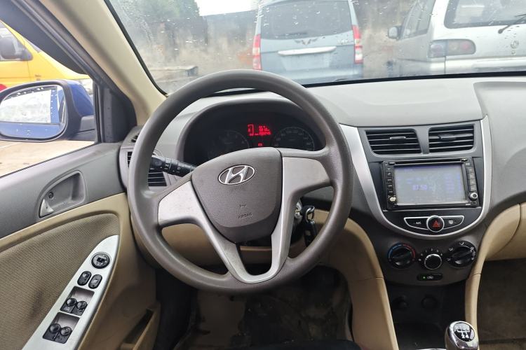 Used Hyundai Verna (older generation) 2010 Sedan 1.4L Manual Standard GL Model
