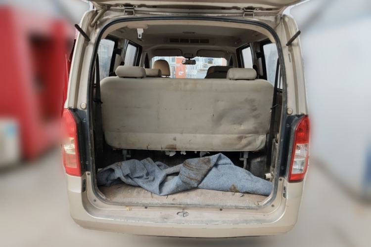 Used Wuling Rongguang V 2018 1.5L Standard Version