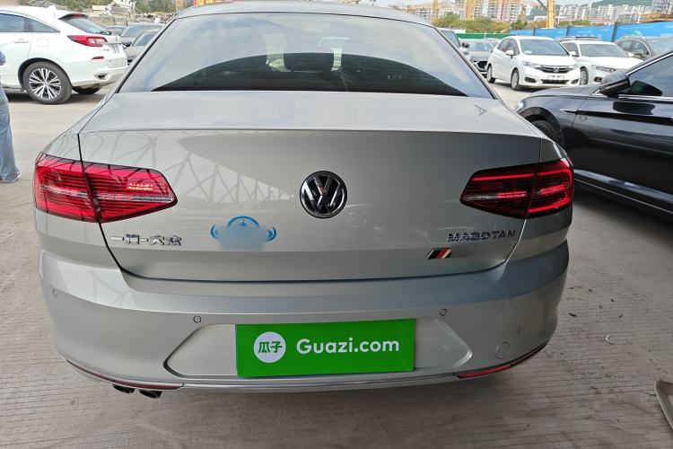 Used Volkswagen Magotan 2017 330TSI DSG Leading Model
