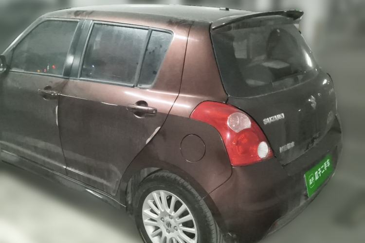 Used Suzuki Swift 2011 1.5L Manual Fashion Edition Rear Left 45 Deg