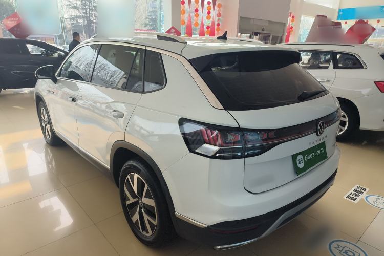 Used Volkswagen Tayron 2023 300TSI Two-Wheel-Drive Luxury Plus Advanced Edition
