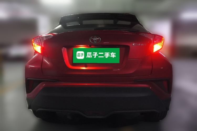 Used Toyota C-HR 2018 2.0L Leading with Sunroof China VI Standard Rear