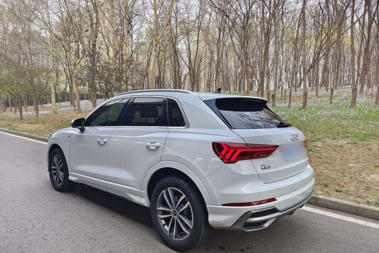 Used Audi Q3 2022 35 TFSI Progressive Dynamic Edition
