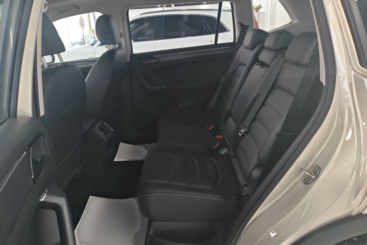 Used Volkswagen Tiguan L 2021 330TSI Automatic Two-Wheel Drive R-Line Enhanced Edition
