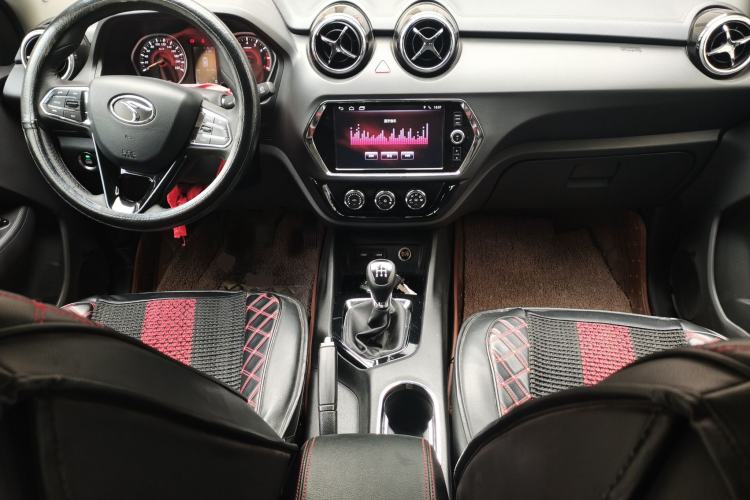 Used Soueast DX3 2018 1.5L Manual Luxury Model