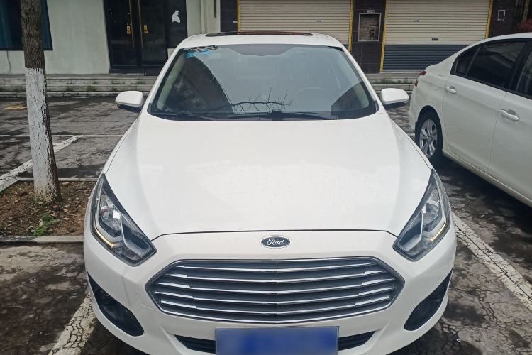 Used Ford Escort 2017 Happiness Edition 1.5L Automatic Fashion Version