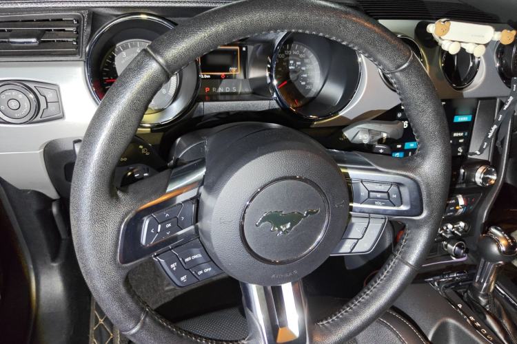 Used Ford Mustang 2017 2.3T Performance Edition Steering Wheel