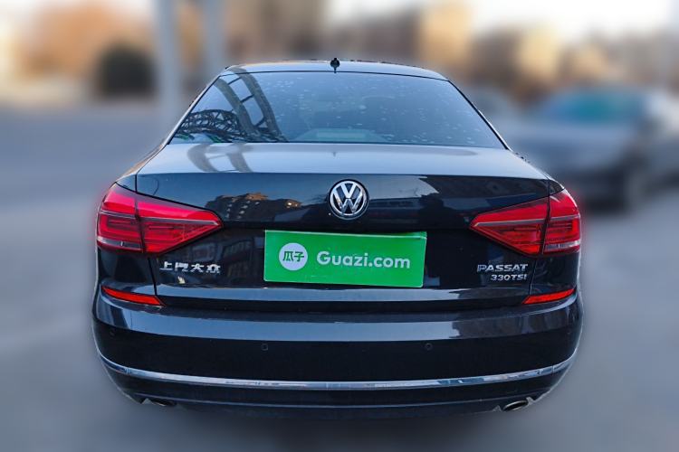 Used Volkswagen Passat 2017 330TSI DSG Luxury Edition
