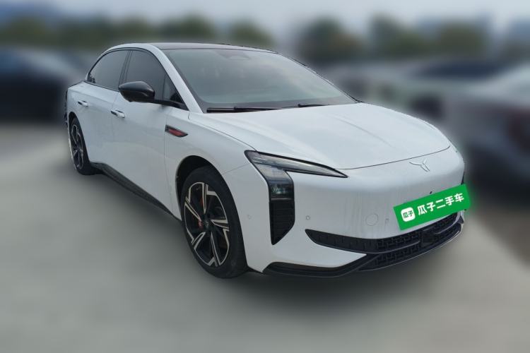 Used Hongqi EH7 2024 760 Pro+ Four-Wheel Drive Version Front Right 45 Deg