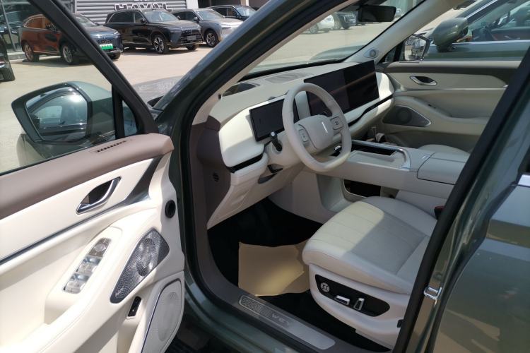 Used Wey Lanshan 2025 Four-Wheel Drive Max
