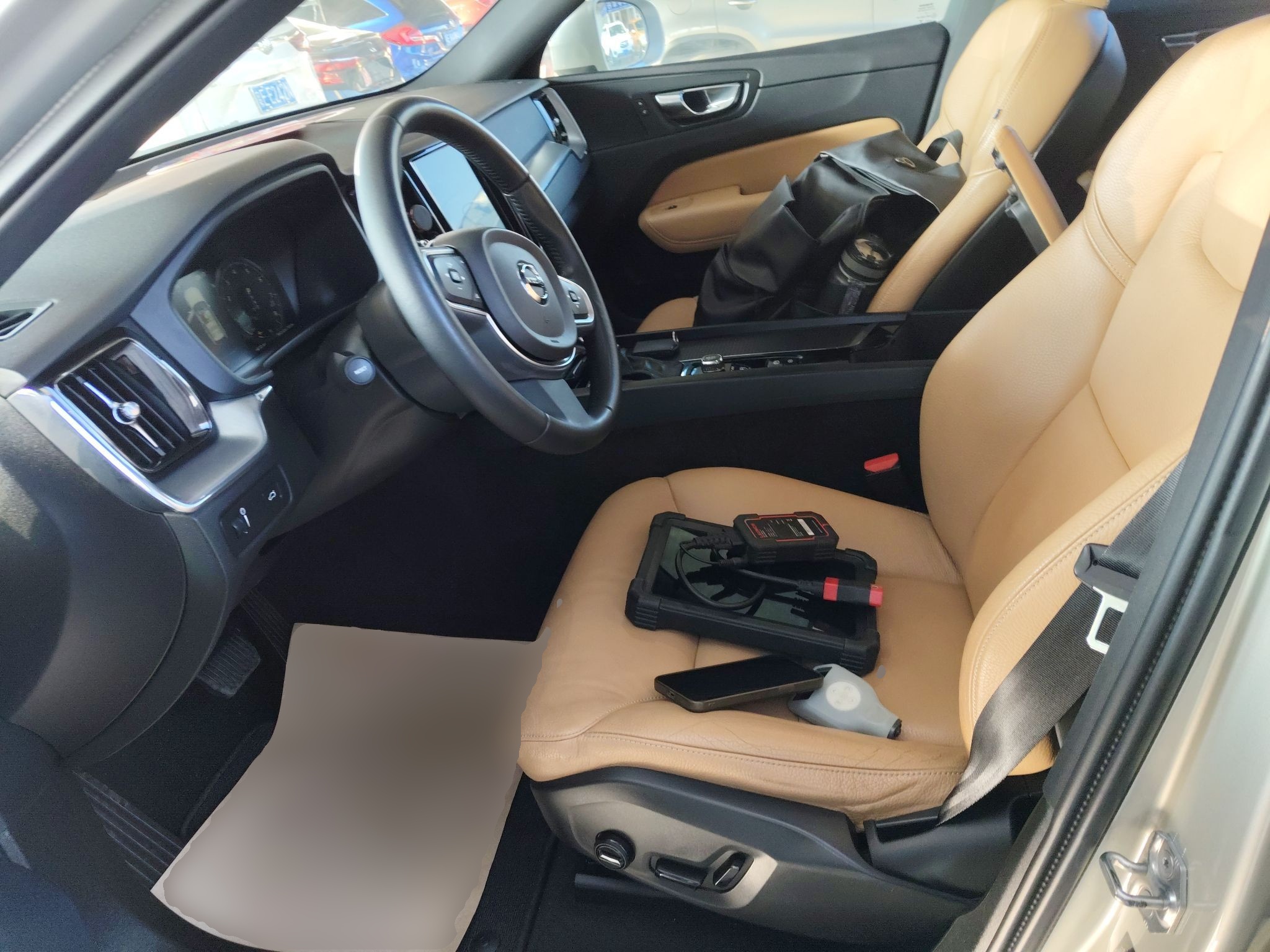 Переднее сиденье в автомобиле