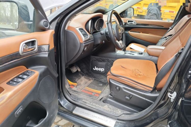 Used Jeep Grand Cherokee 2011 Revised 3.6L Flagship Navigation Edition